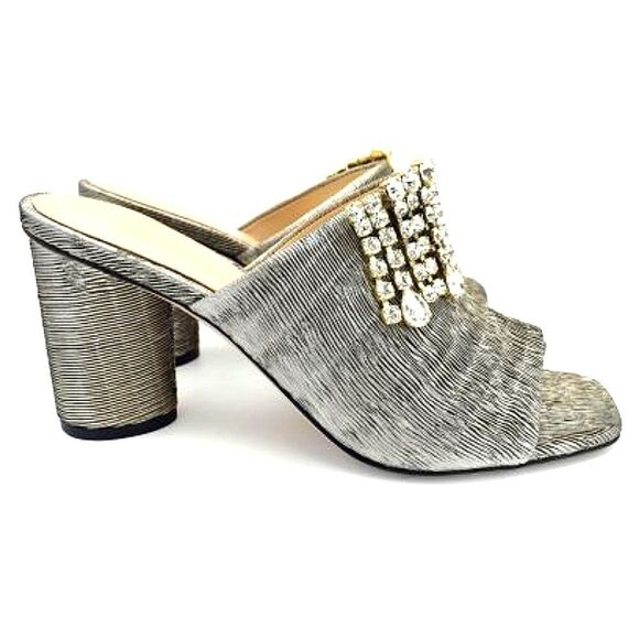 Stuart Weitzman  - Picture 3 of 6